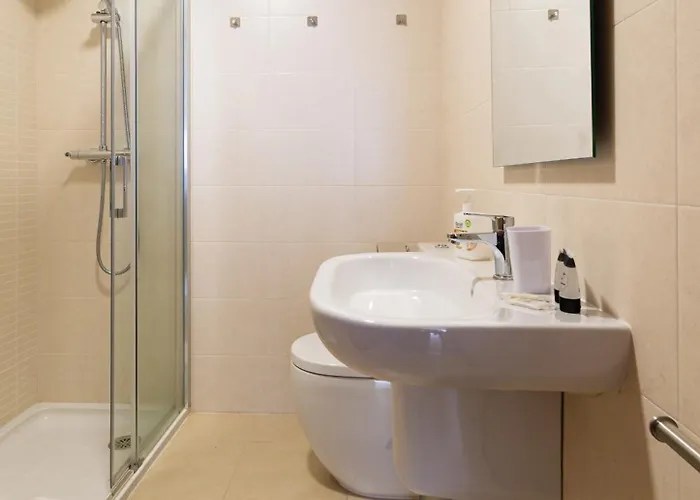 Gran Con Parking By Panama * Vigo