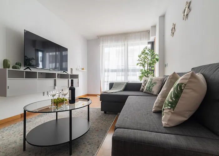 Daire Gran Con Parking By Panama